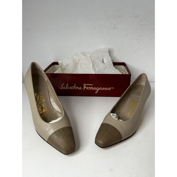 Vintage SALVATORE FERRAGAMO LEATHER Taupe Lizard Pumps‎  SIZE 7B Classic - Picture 1 of 11